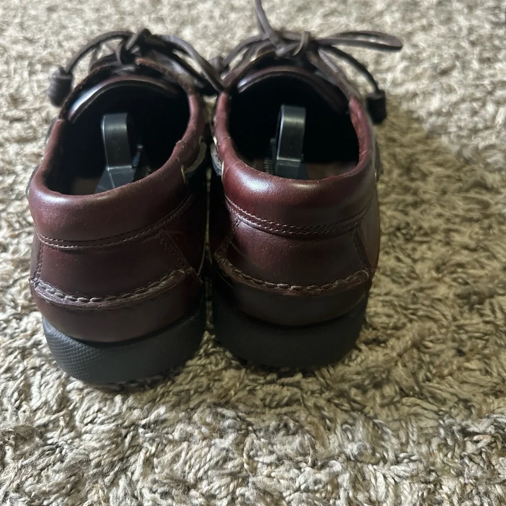 G H Bass Men's Leather Boat Shoes in Burgundy - Classic Lace-Up Moc Toe Size 8W